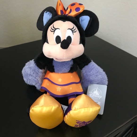 Mickey and Minnie plush Halloween 2019 Disney Store Wolf. NWT - Picture 6 of 8